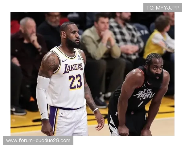 湖人迎赛季关键之战詹姆斯状态火热能否带队逆转胜局